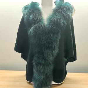 Siren Song Bottle Green Wool‎ Blend Cape w/ Real Fox Fur Trim & Buttons